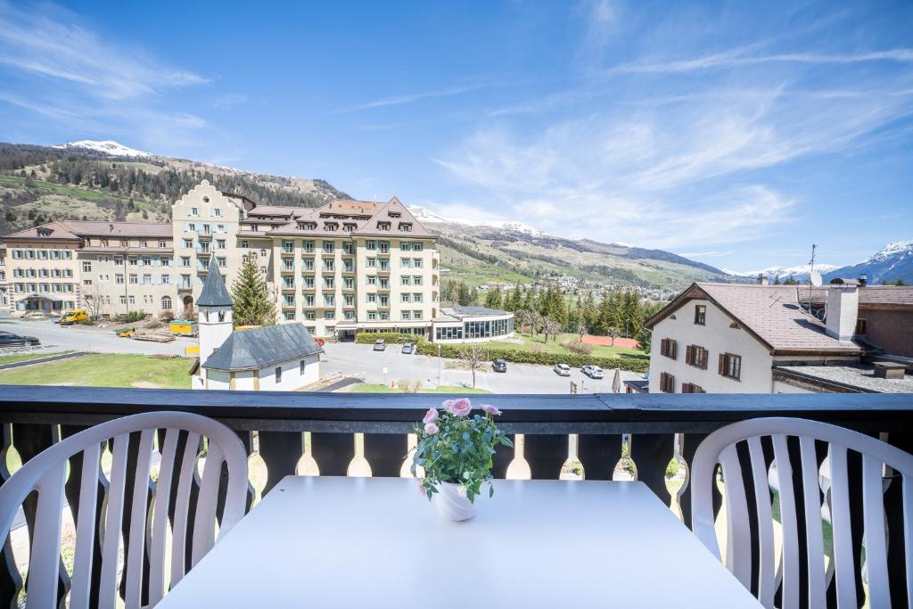4306 Liebevolle 1,5-Zimmer-Wohnung mit Balkon und traumhaftem Ausblick photo 4