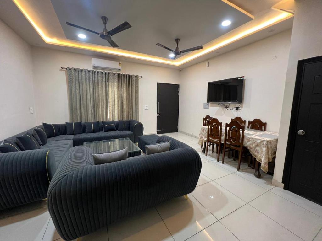 Luxury 3bhk villa (mere bebe da villa)@gopal nagar photo 4