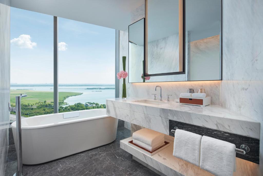 Hyatt Regency Changshu Kuncheng Lake photo 1