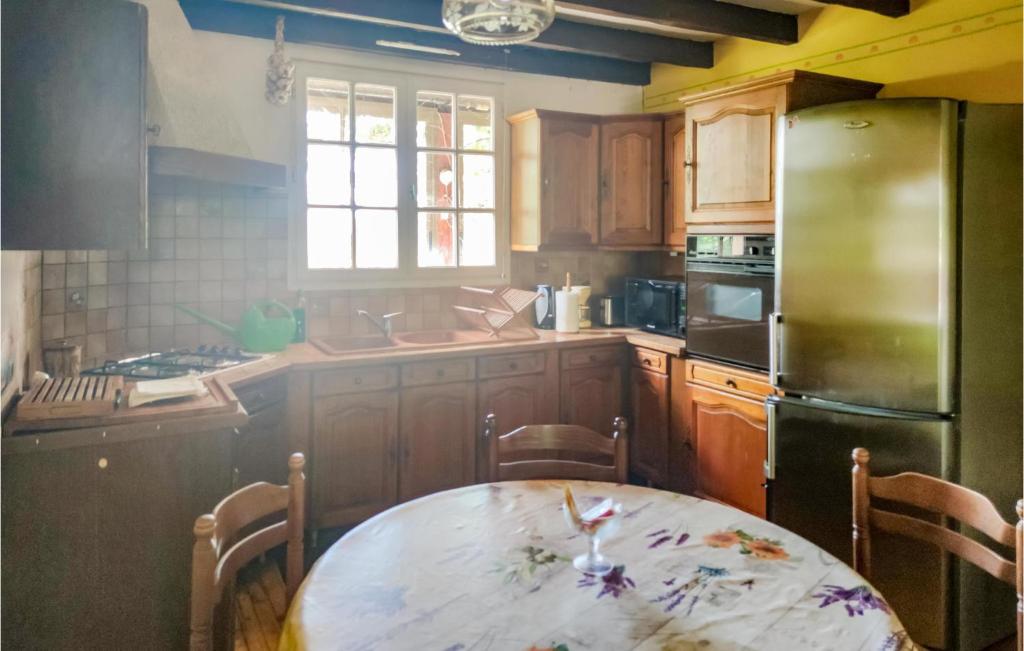 3 Bedroom Awesome Home In Moissac photo 3