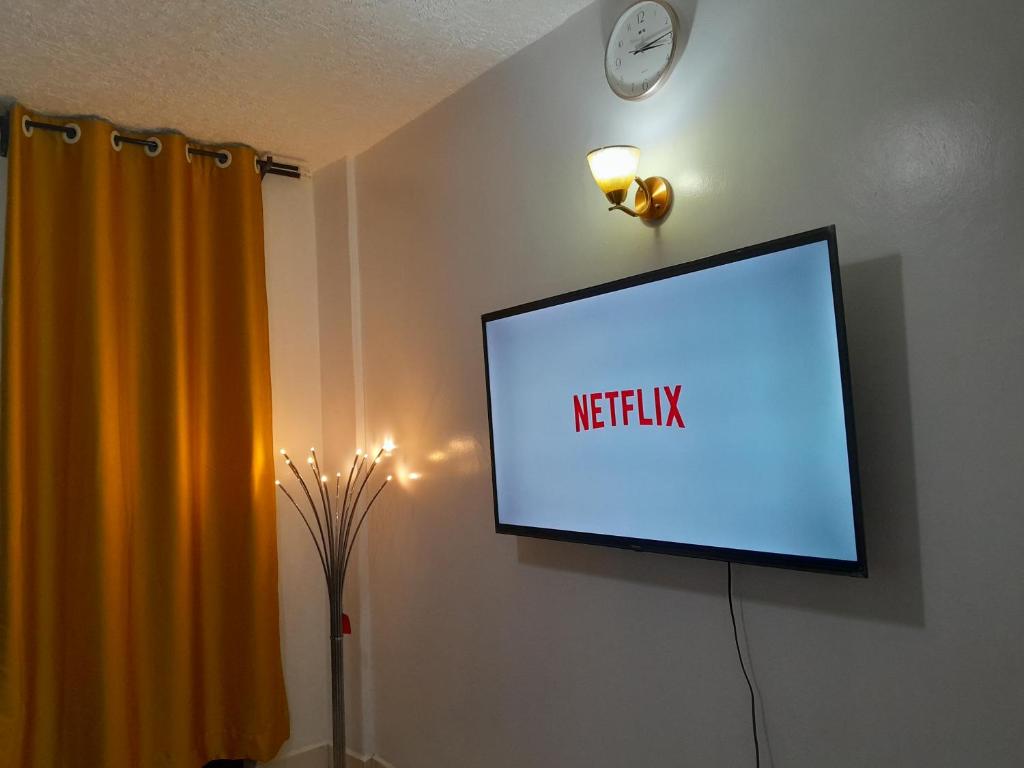 Homestyle Haven with Secure Parking & Free WiFi photo 4