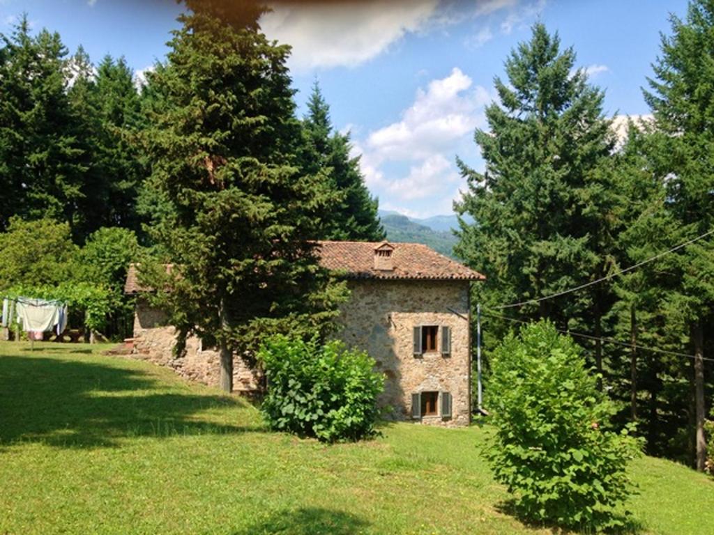 3 bedrooms villa with private pool furnished garden and wifi at Barga photo 2