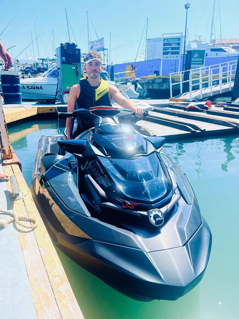 drag race jet ski photo 4