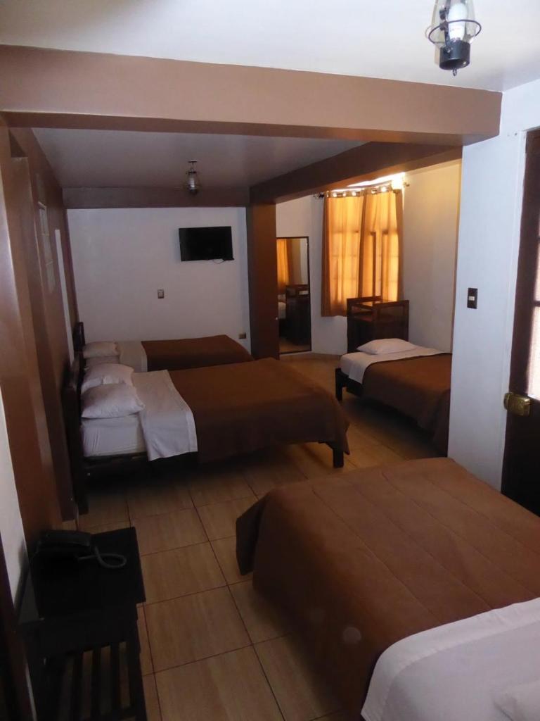 El Hotel De Turistas Huaraz - share room - dormitorio photo 2