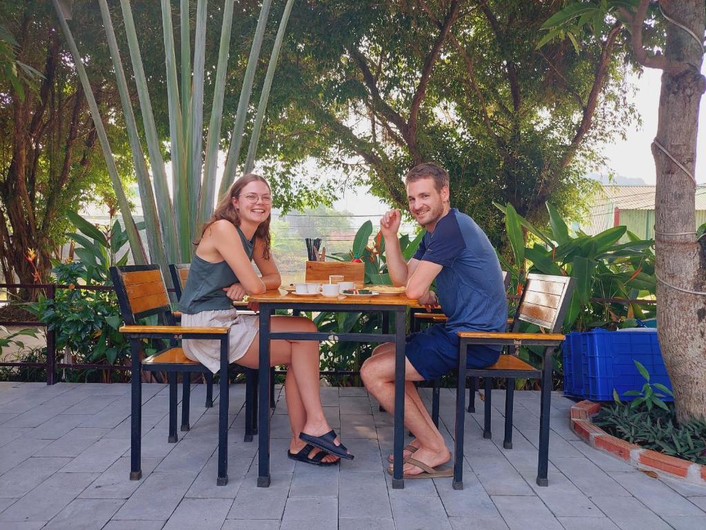 Ninh Binh Mountain Side Homestay & Cafe