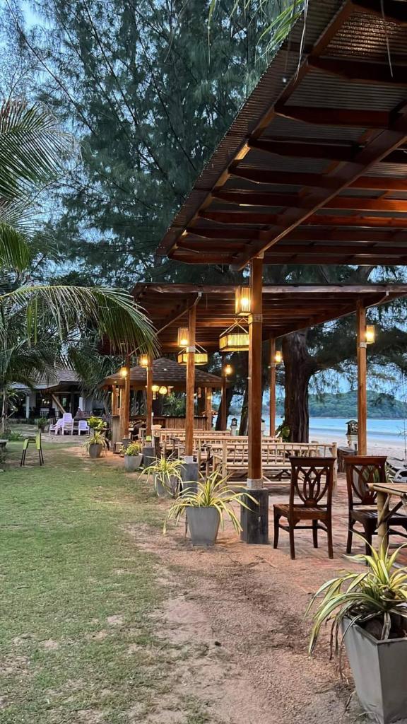 Lanta Villa Resort photo 1