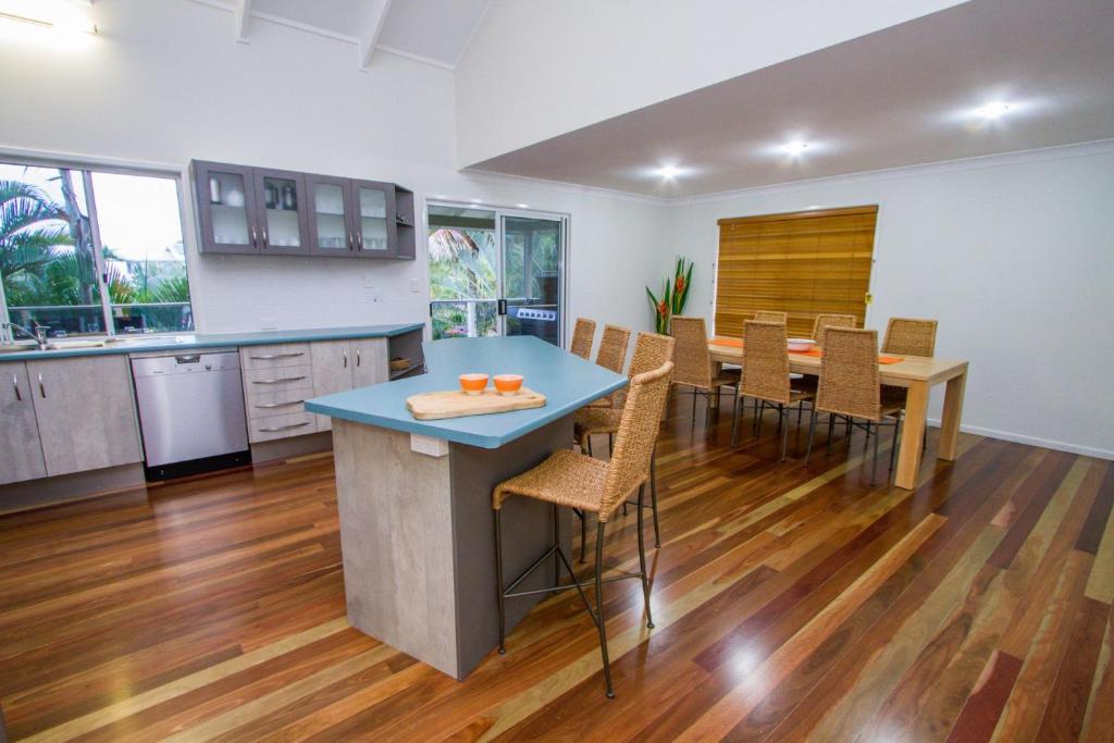 Calma- Beach House Estate photo 3