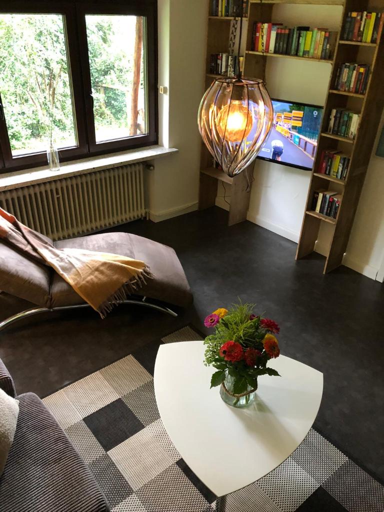 Unter Den Eichen photo 1
