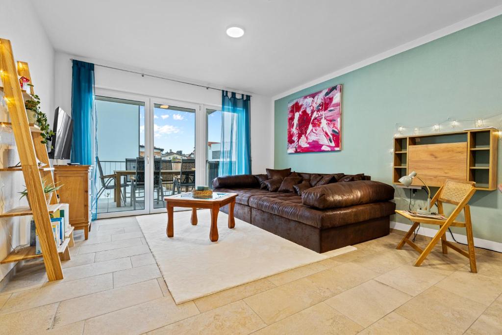 Smurmelhomes Oase: Terrasse - Parken - Kind photo 2