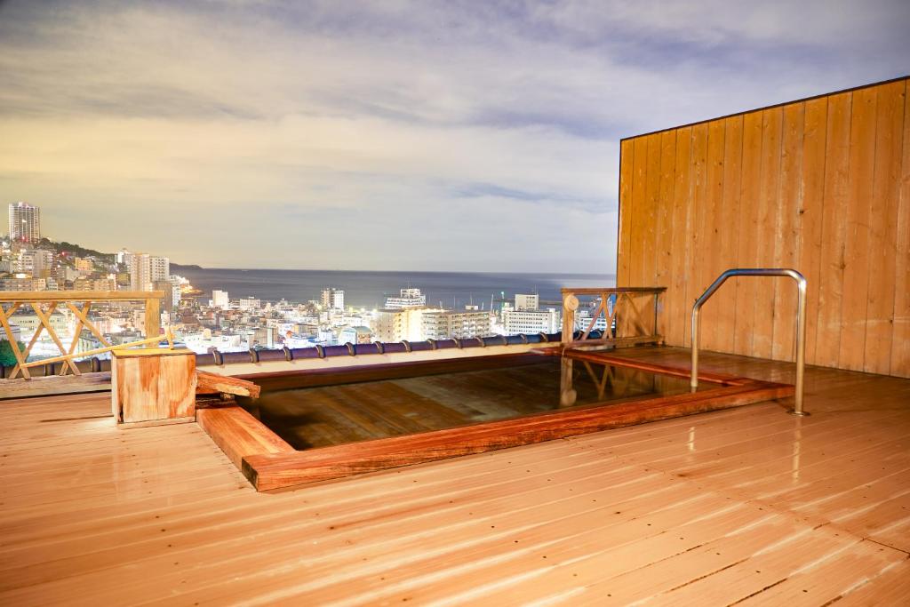 Shin Kadoya photo 3