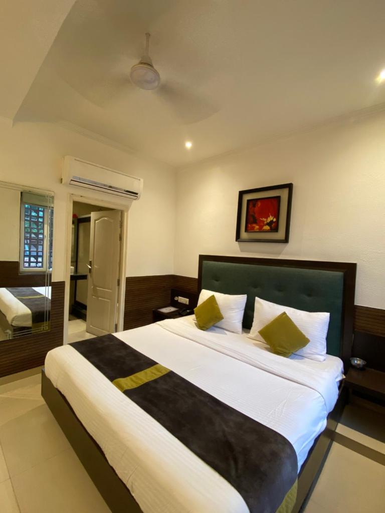 status business hotel photo 1