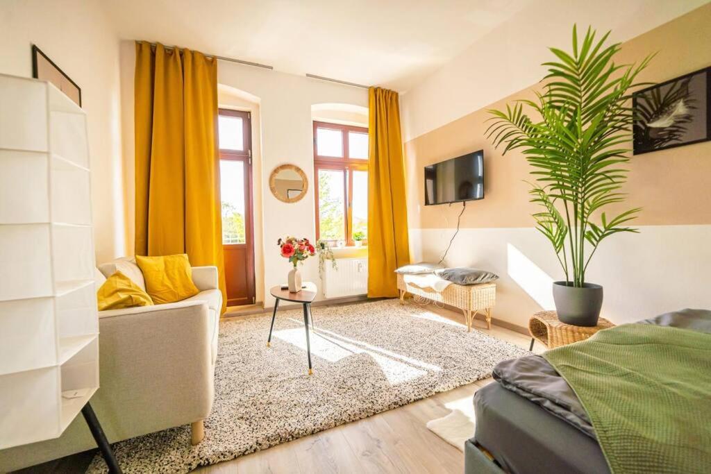 FullHouse - Görlitz - B15 Leonard & Richard - Balkon