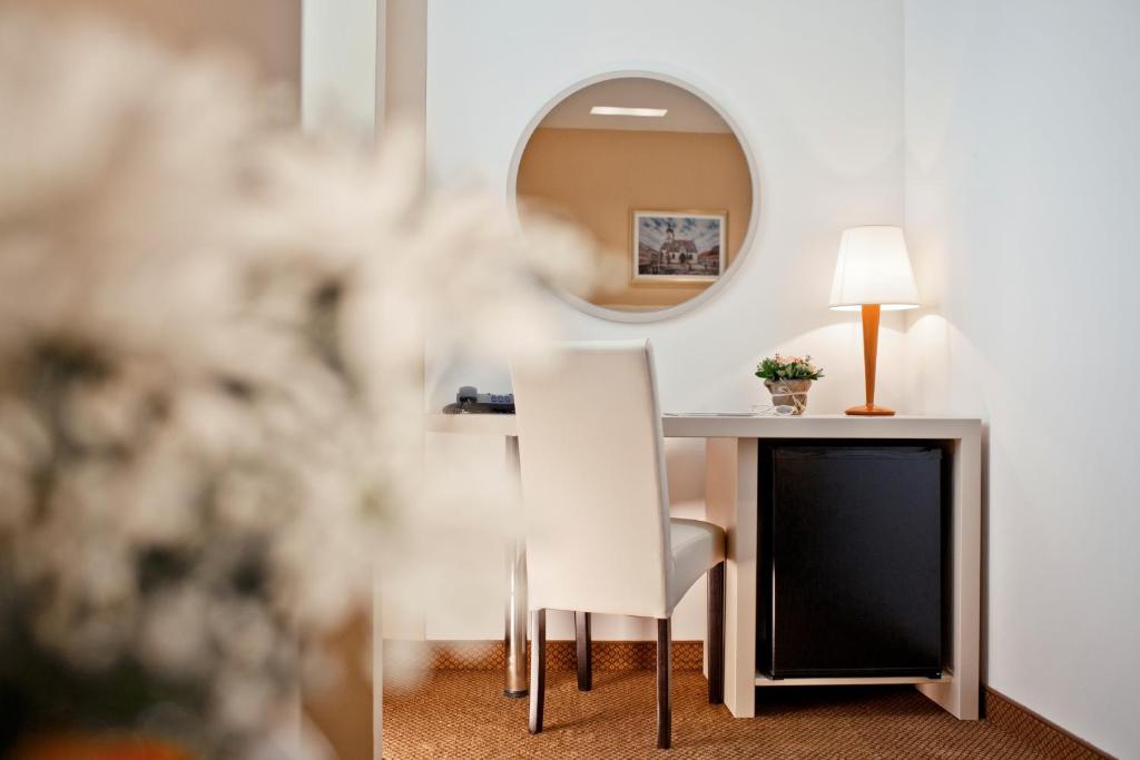 Одноместный (Одноместный номер Делюкс), Hotel Central