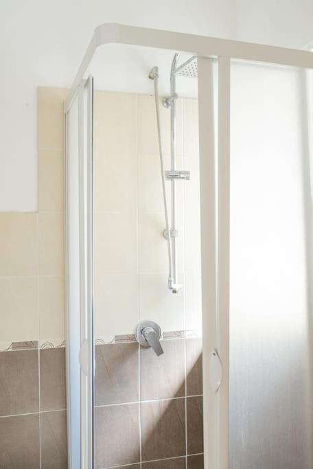 Al Khalisa Bright and cozy apt at Magione photo 2