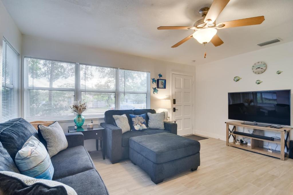 Pet-Friendly Gulfport Home Walkable Location! photo 4