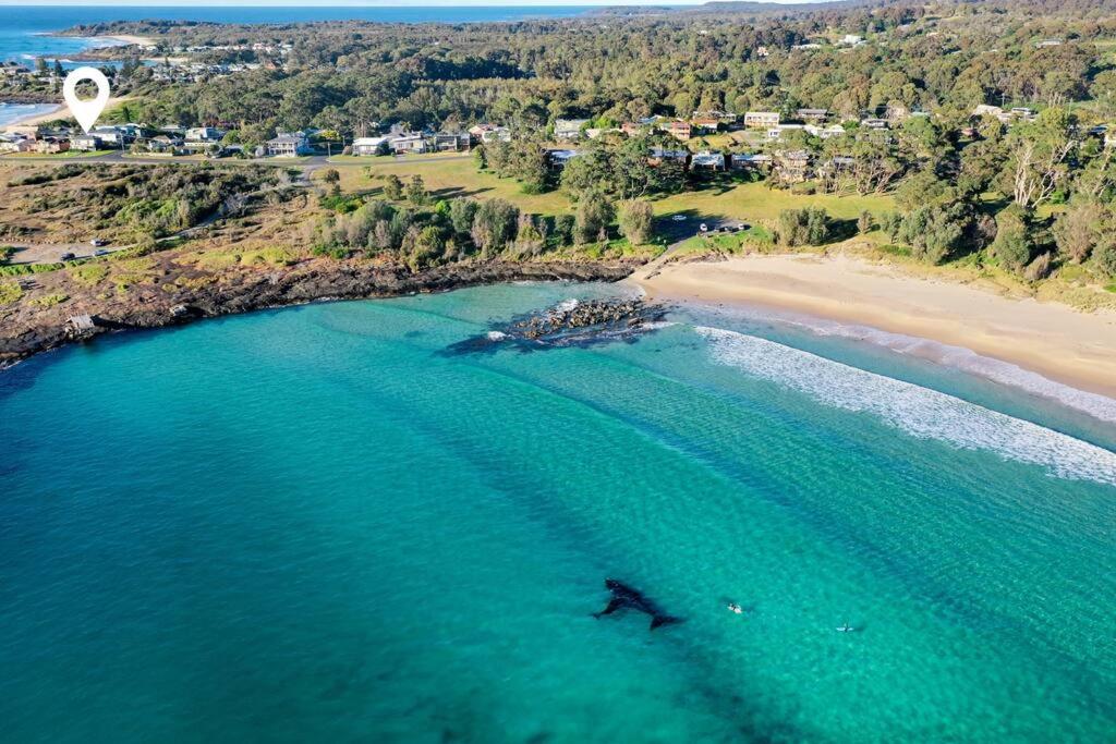 Bawley Rise - Your Ultimate Oceanfront Beach Pad! photo 1