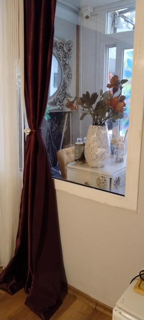 8 Rooms House photo 1