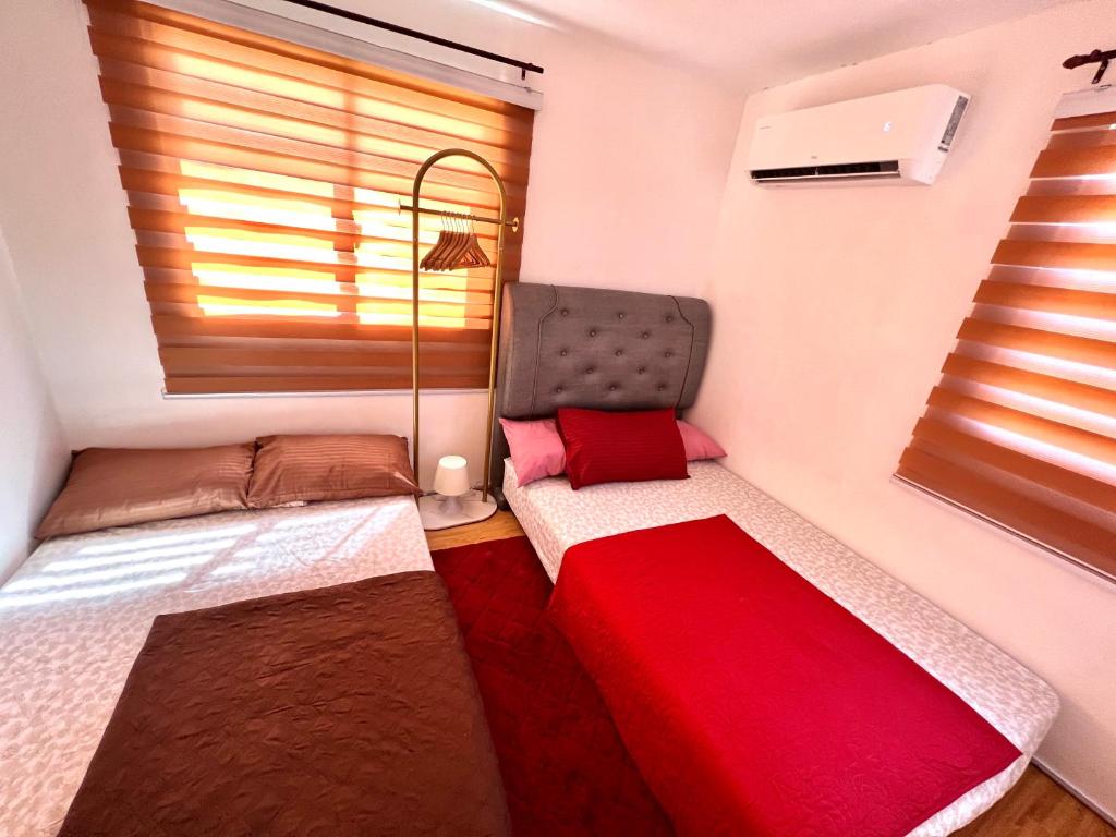Two-Bedroom Townhouse Camella Bacolod South photo 2