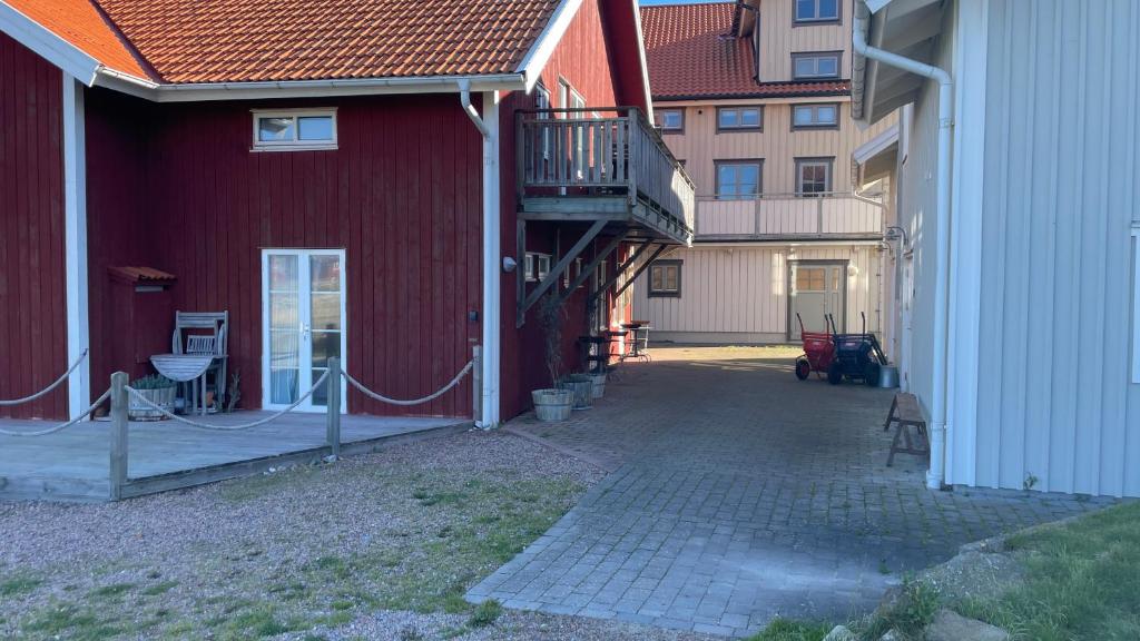 Fin lägenhet med balkong centralt o bra läge photo 1