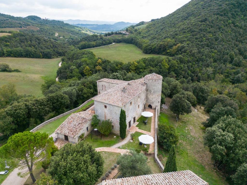 Castello Valenzino photo 3