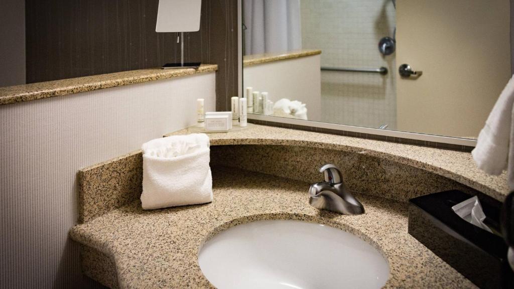 Courtyard by Marriott Norman photo 4