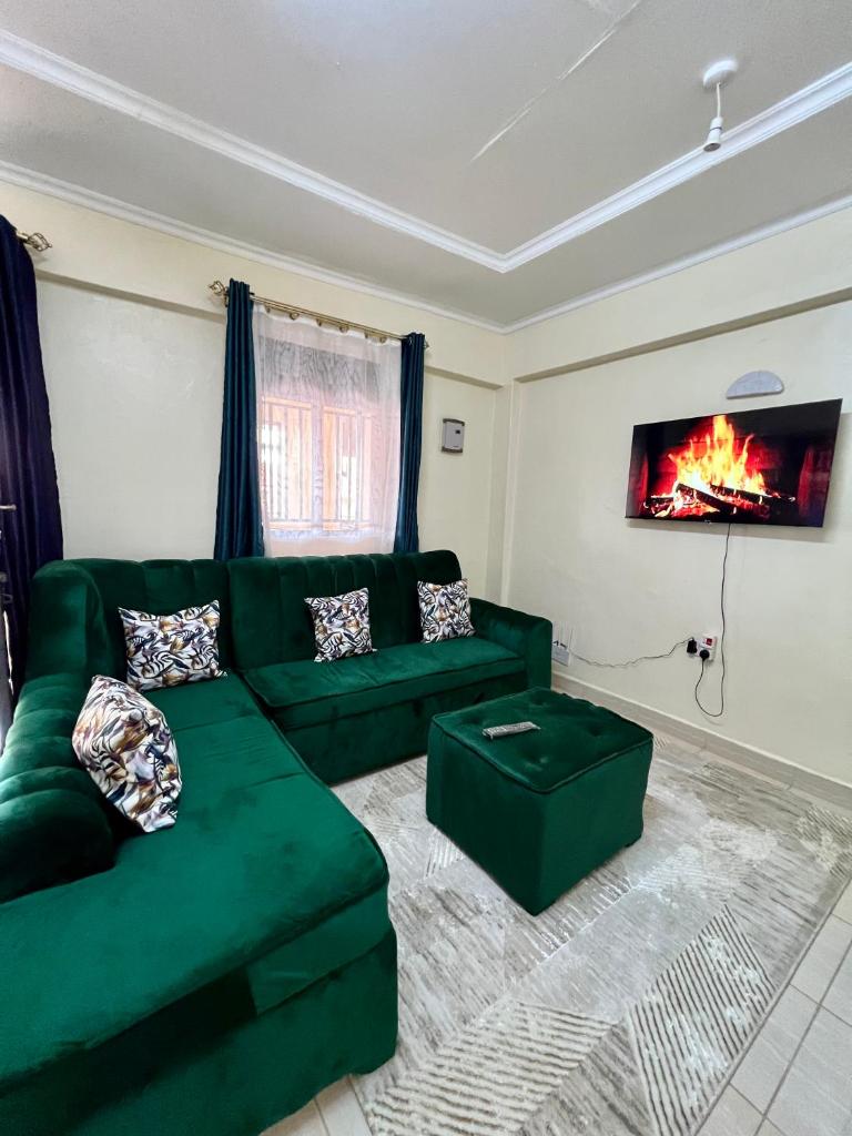 Luxe suite 2 bedroom photo 3