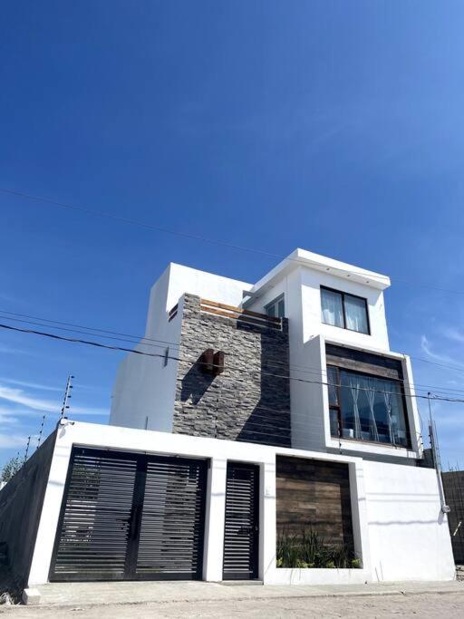 Hermosa casa familiar de fin de semana en Teques photo 1