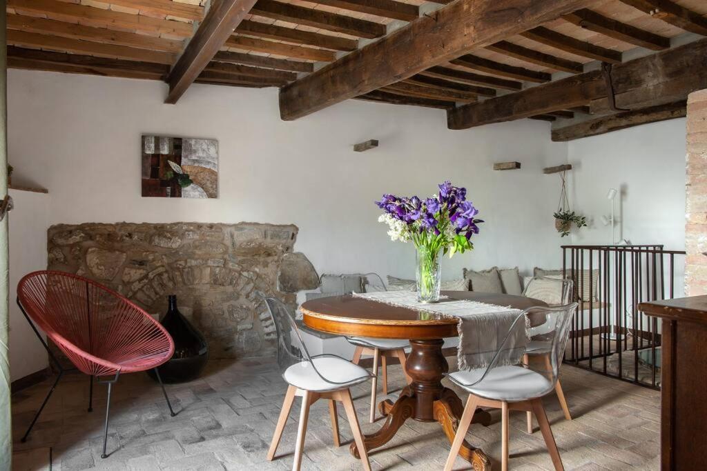 Il Borghetto - La Casa di Elba, Terrazzo panoramico in Val d'Orcia - Tap to explore photos