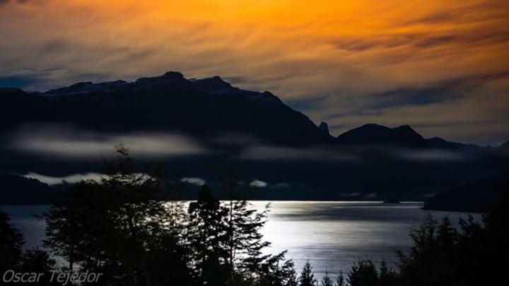 Puerto Esmeralda ESPECTACULAR DEPTO CON VISTA AL LAGO NAHUEL HUAPI photo 1