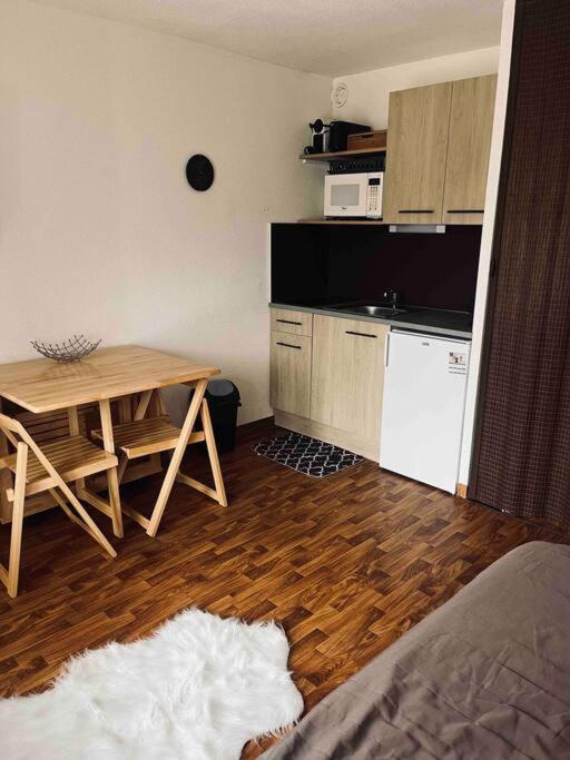 Studio confortable et chaleureux, vue magnifique photo 2