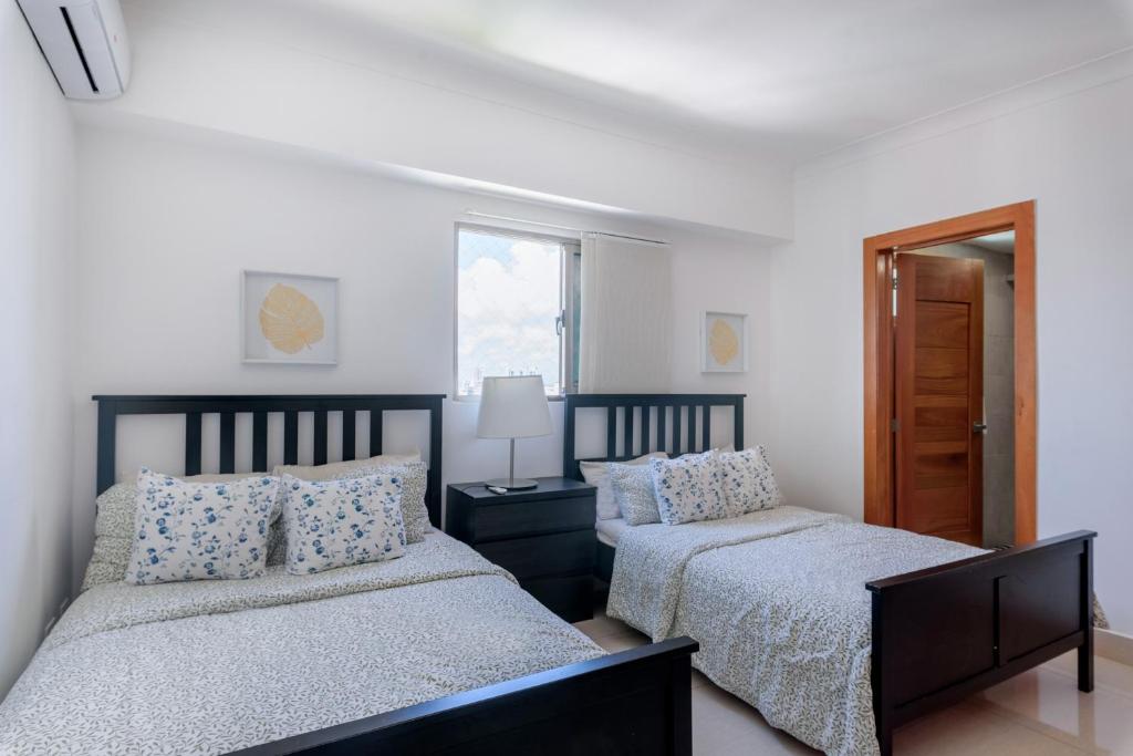 Brand New Harmony Apartment with Pool, Gym and Spa in La Julia photo 4