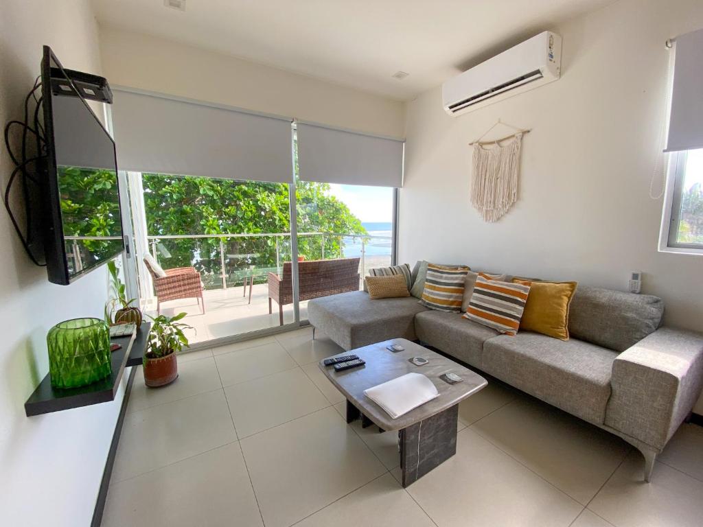 BEACHFRONT APARTMENT Vistas de Bejuco photo 1