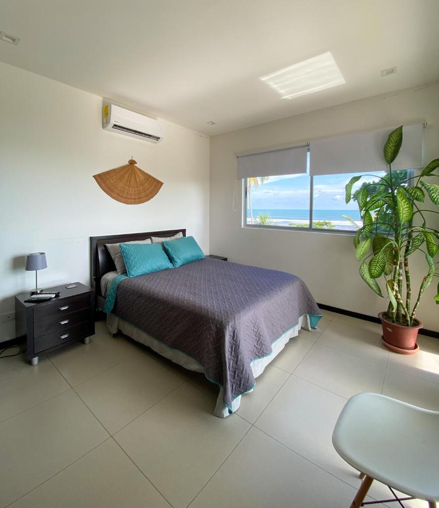 BEACHFRONT APARTMENT Vistas de Bejuco photo 4