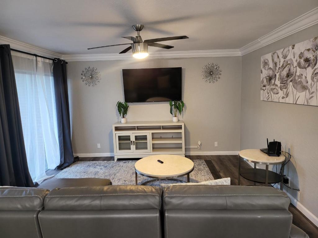 AMAGEE LUXURY CONDO photo 1