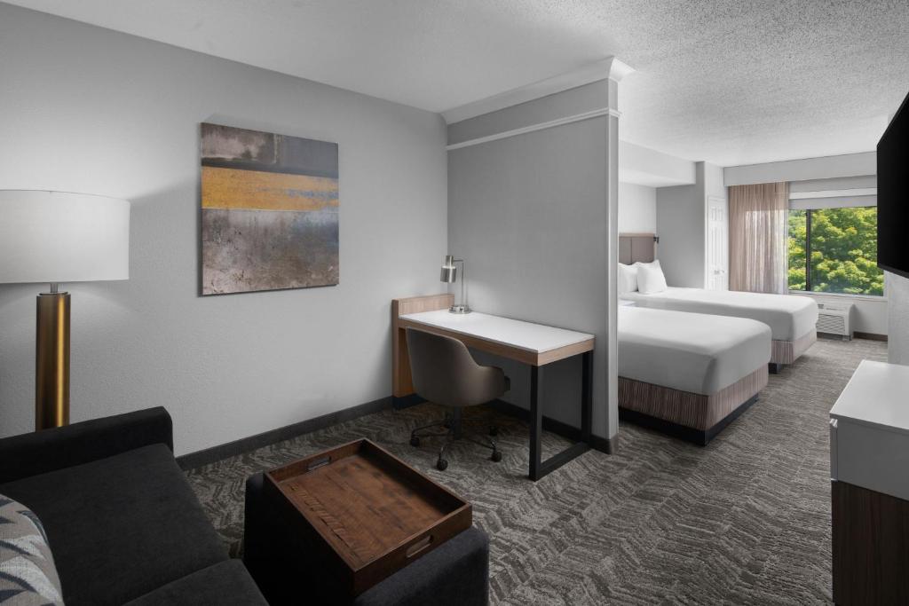 SpringHill Suites Grand Rapids Airport Southeast image