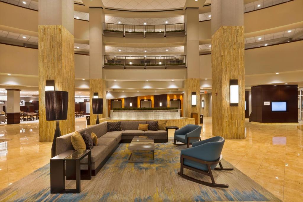 Courtyard by Marriott Omaha La Vista image