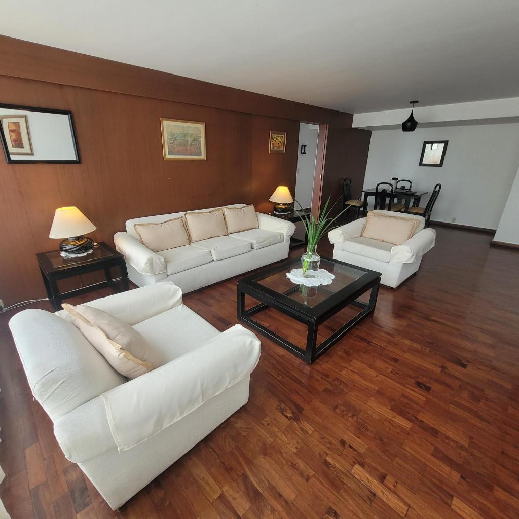 The Guest House 1 at the booming center of Miraflores, Lima - Peru photo 4