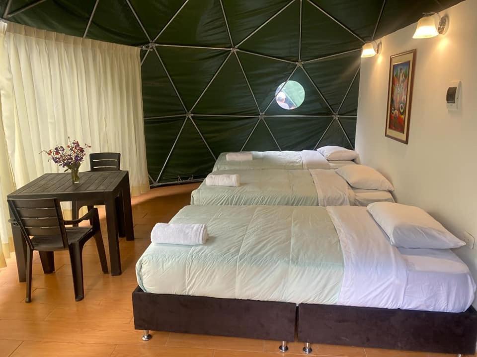Sky Lodge Domes Loreta Playa Sahuayaco