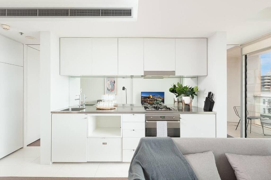 DH707 - 1 bedroom unit Victoria St - Darlinghurst photo 2