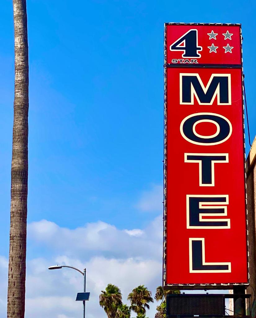 4 Star Motel image