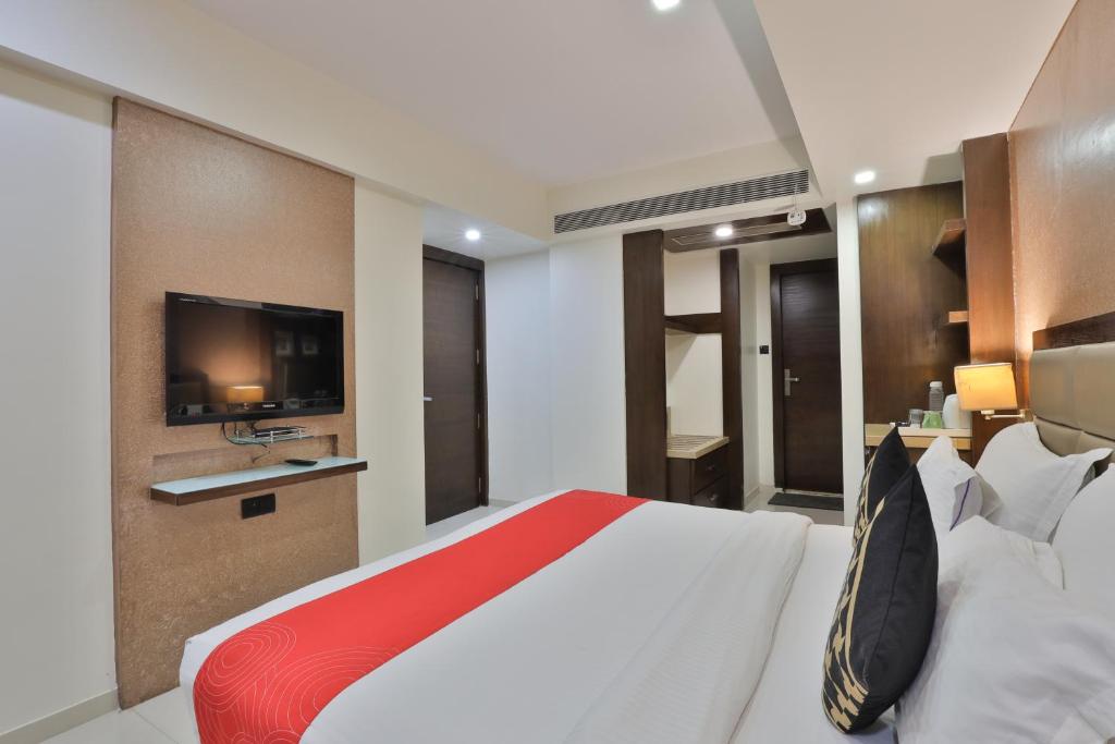 Krios Hotel photo 2