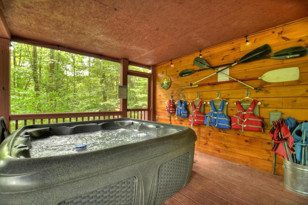 AJ's Lake House photo 3