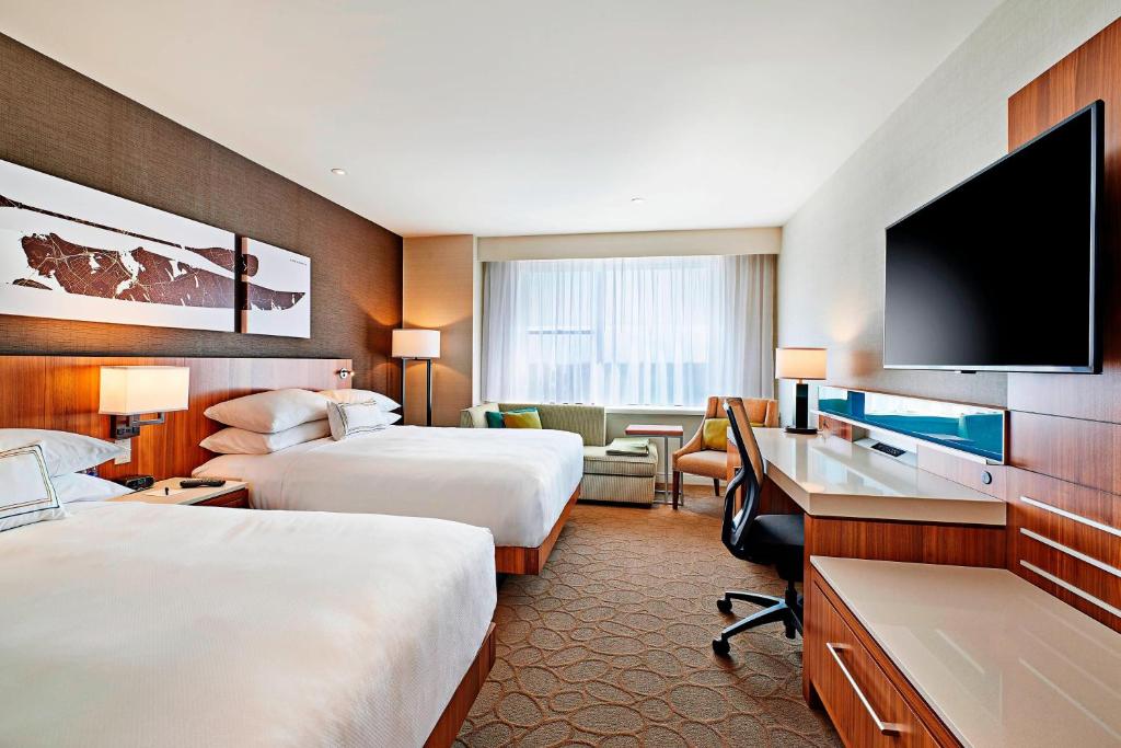 Delta Hotels by Marriott Dartmouth photo 3