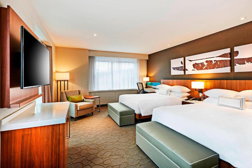 Delta Hotels by Marriott Dartmouth photo 4