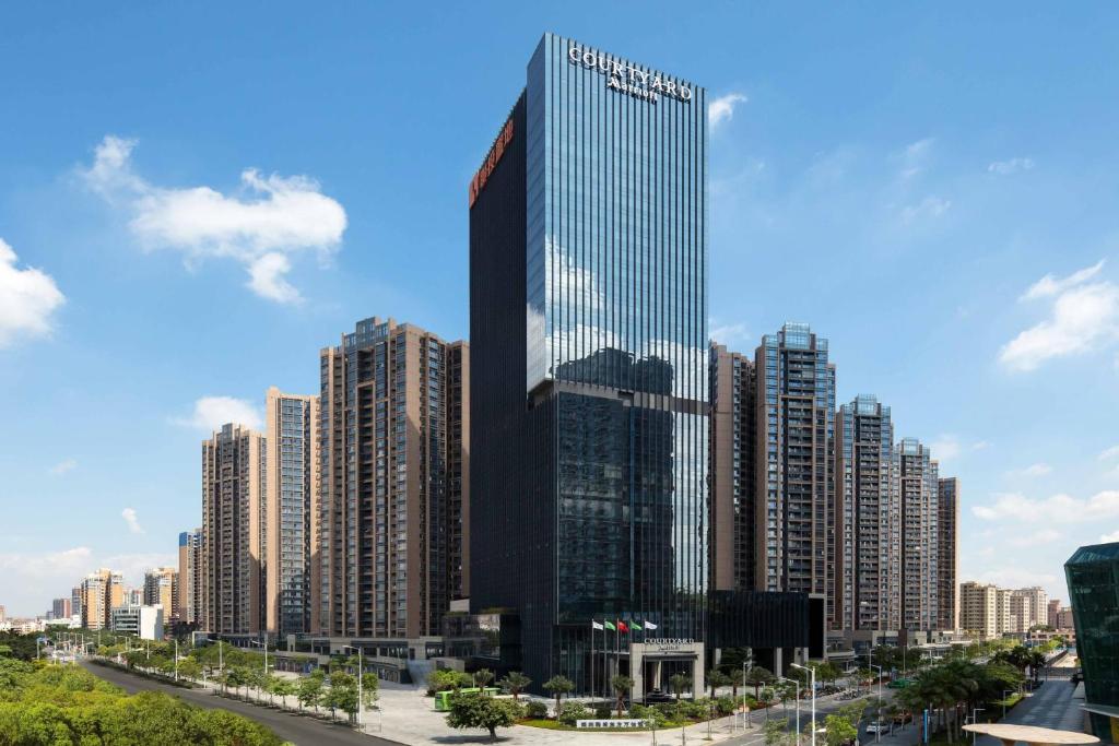 Courtyard by Marriott Shenzhen Bao'an photo 2