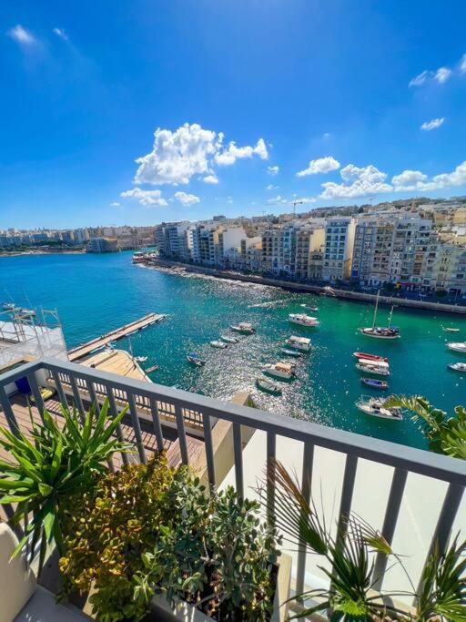 Casa Spinola #SeafrontPenthouse