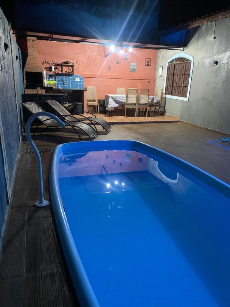 Casa em Peruibe 3 dormitórios sendo 1 suite