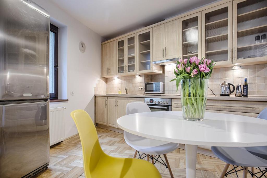Central Apartments by Tyzenhauz Room Type - 8 Dwernickiego Street - One-bedroom Apartment (4 adults)