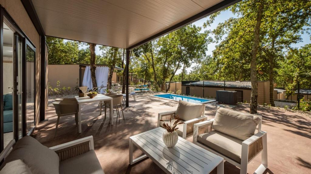Taber Istria Discrete Lodging - Mobile Homes with pool