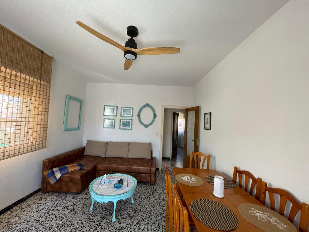 Amplio apartamento junto al mar photo 4
